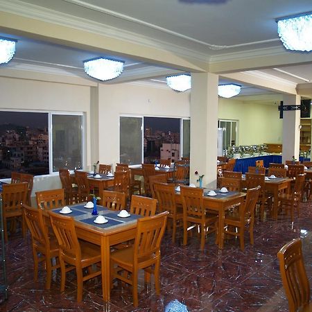 Nice Dream Hotel Mandalay Exterior foto